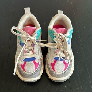 Zara toddler sneakers size 26
